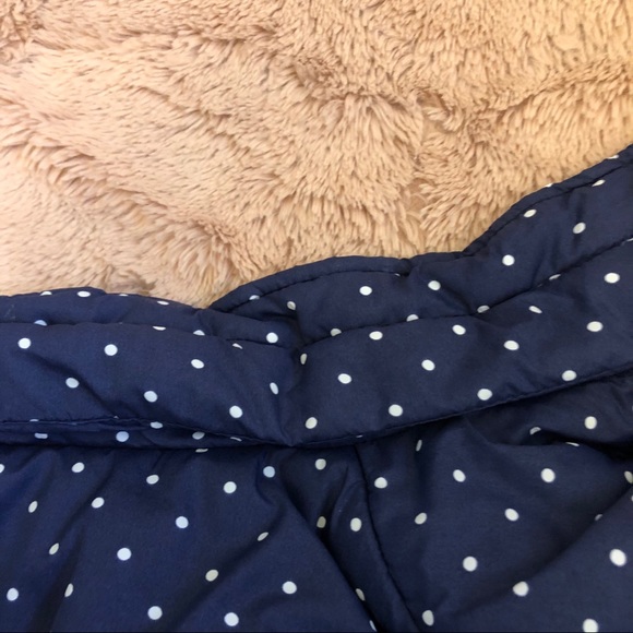 Reversible grey and polka dot vest - Picture 11 of 11